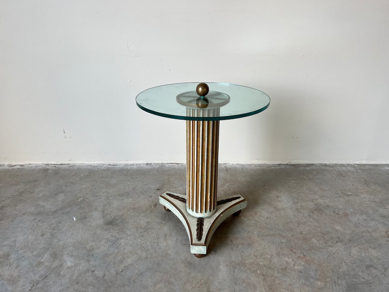 Hollywood Regency Carved Wood Column & Brass Feet Accent Table image 1
