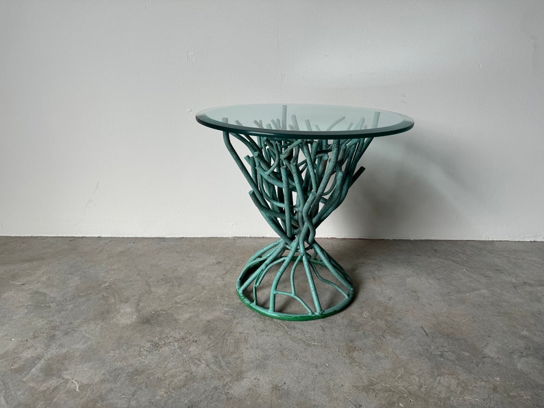 Palm Beach Hollywood Regency Turquoise Faux Coral Wrought Iron Side Table W/ Glass Top image 2
