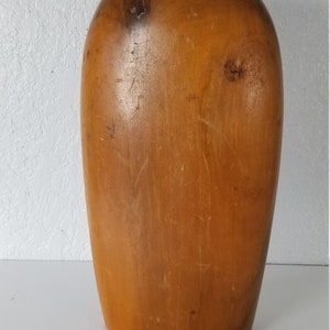 La Montagna Mid-Century Art Turned Wood Vase . image 5