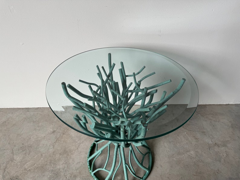 Palm Beach Hollywood Regency Turquoise Faux Coral Wrought Iron Side Table W/ Glass Top image 3