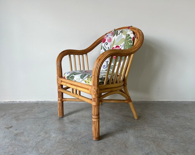RUSH ACCENT CHAIR Etsy