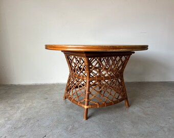 1960s Vintage Palm Beach - Style Ficks Reed Rattan Round Dining Table