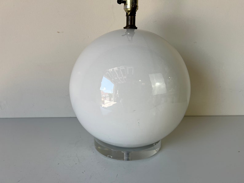 80's Postmodern Sphere Ball Shape Ceramic Table Lamp on Lucite Base image 4