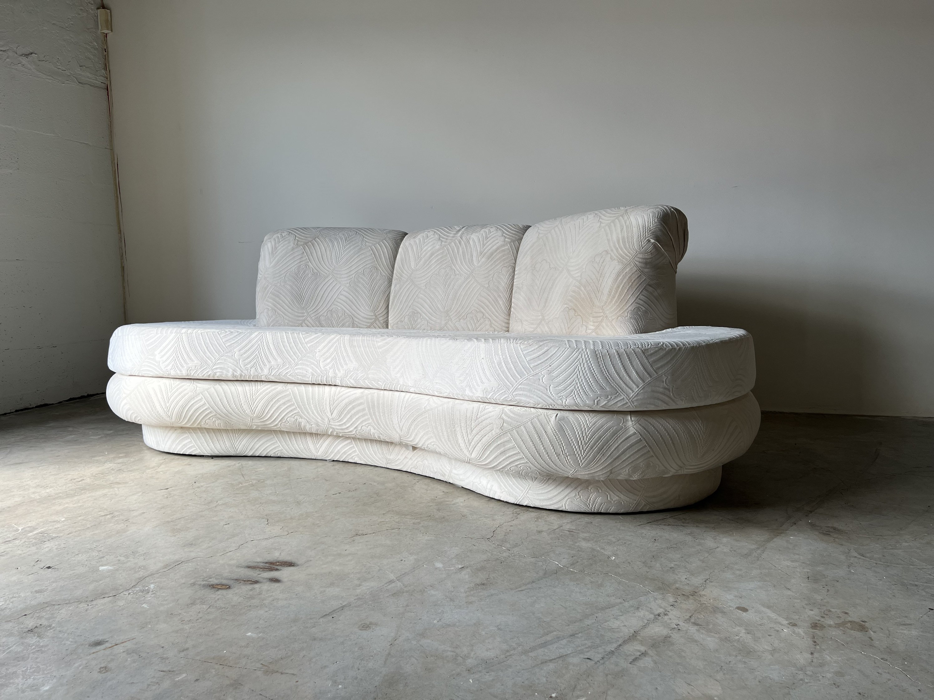 Vintage kidney shaped sofa deals