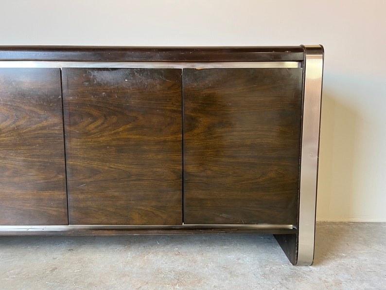 Founders Mid-Century Sideboard Bild 4