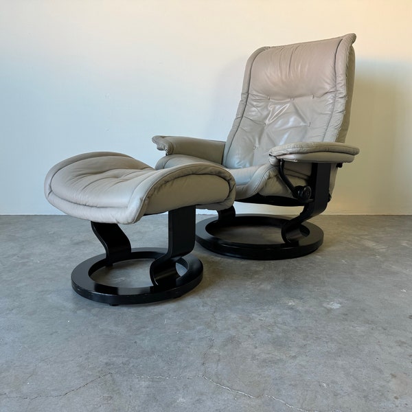 Ekornes Stressless Leather Recliner Chair & Ottoman