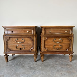 Mid-Century American of Martinsville Travertine Top Nightstands a Pair image 1