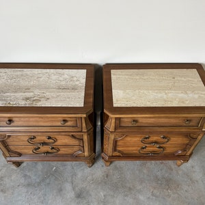 Mid-Century American of Martinsville Travertine Top Nightstands a Pair image 2