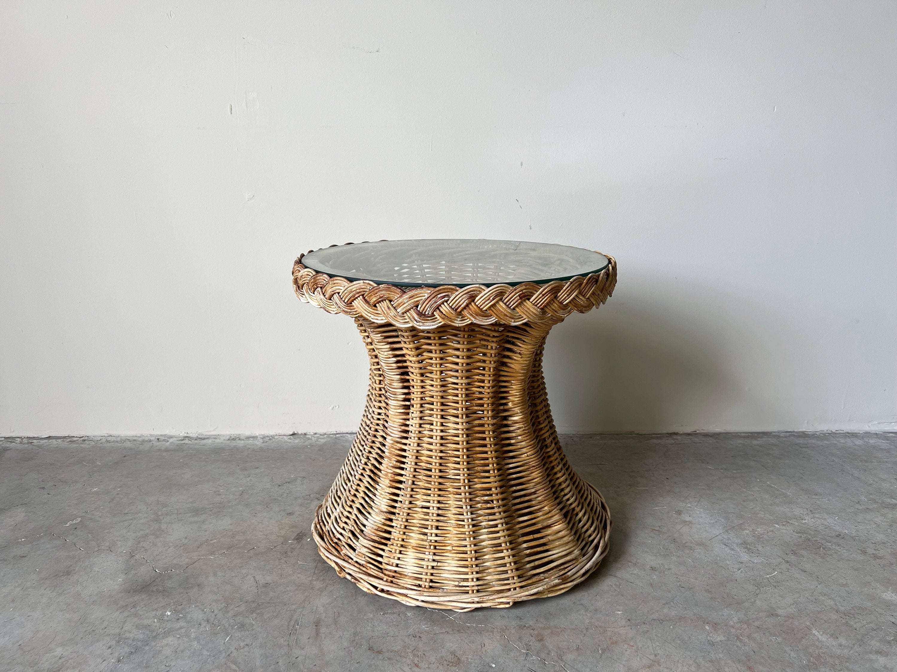 Round woven side table discount