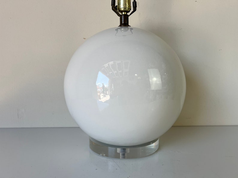 80's Postmodern Sphere Ball Shape Ceramic Table Lamp on Lucite Base image 3