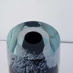 Vintage Italian Sommerso Murano Art Glass Vase . image 4