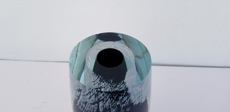 Vintage Italian Sommerso Murano Art Glass Vase . image 4