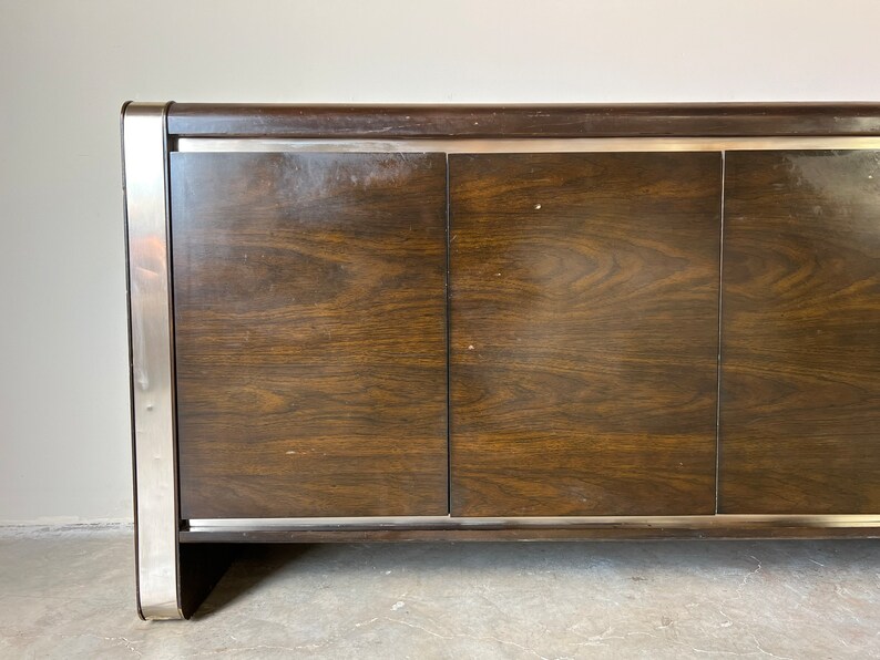 Founders Mid-Century Sideboard Bild 3