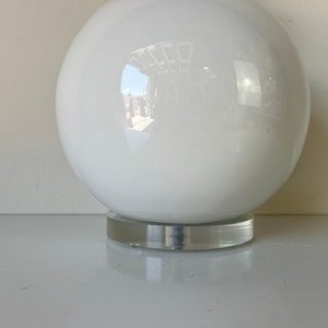 80's Postmodern Sphere Ball Shape Ceramic Table Lamp on Lucite Base image 8