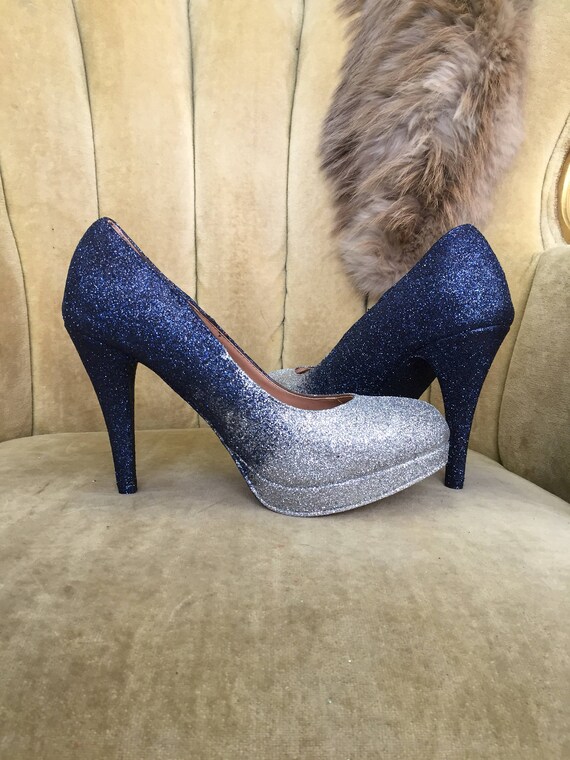 pumps dark blue