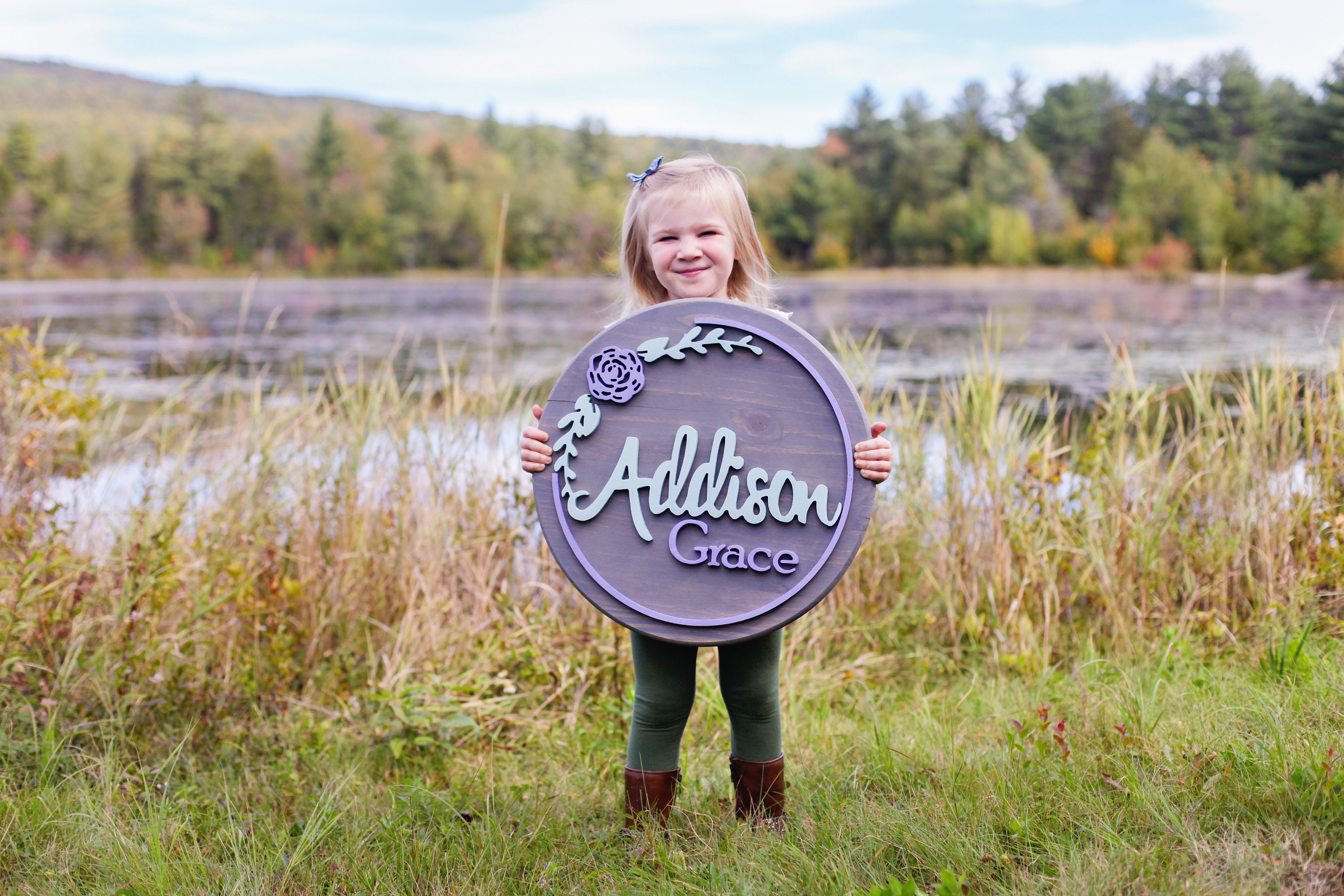 Girl Name Nursery Sign - Wooden Circle Name Sign -Custom Baby Sign - …