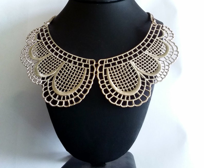 Matte Gold Lace Metal Choker Necklace