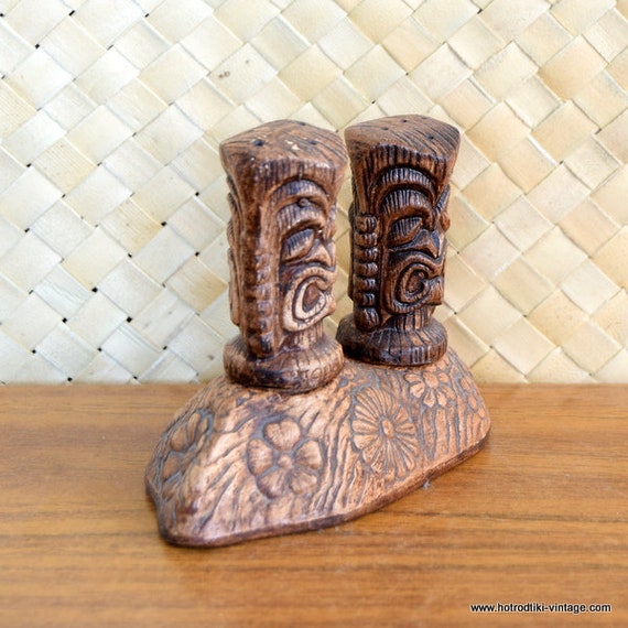 Vintage Hawaiian Tiki salt pepper shakers luika hawaii pottery