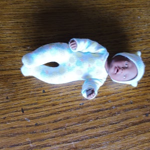 Vêtements poupon de 11 cm type baby born image 2