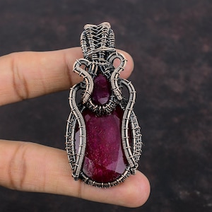 Pingente facetado de rubi de caxemira fio de cobre enrolado pingente feito à mão pingente de fio de cobre joias pingente de pedras preciosas pingente exclusivo para presente