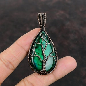 Tree Of Life Green Fire Labradorite Pendant Copper Wire Wrapped Pendant Handmade Pendant Gift For Her Unique Copper Jewelry Gemstone Pendant