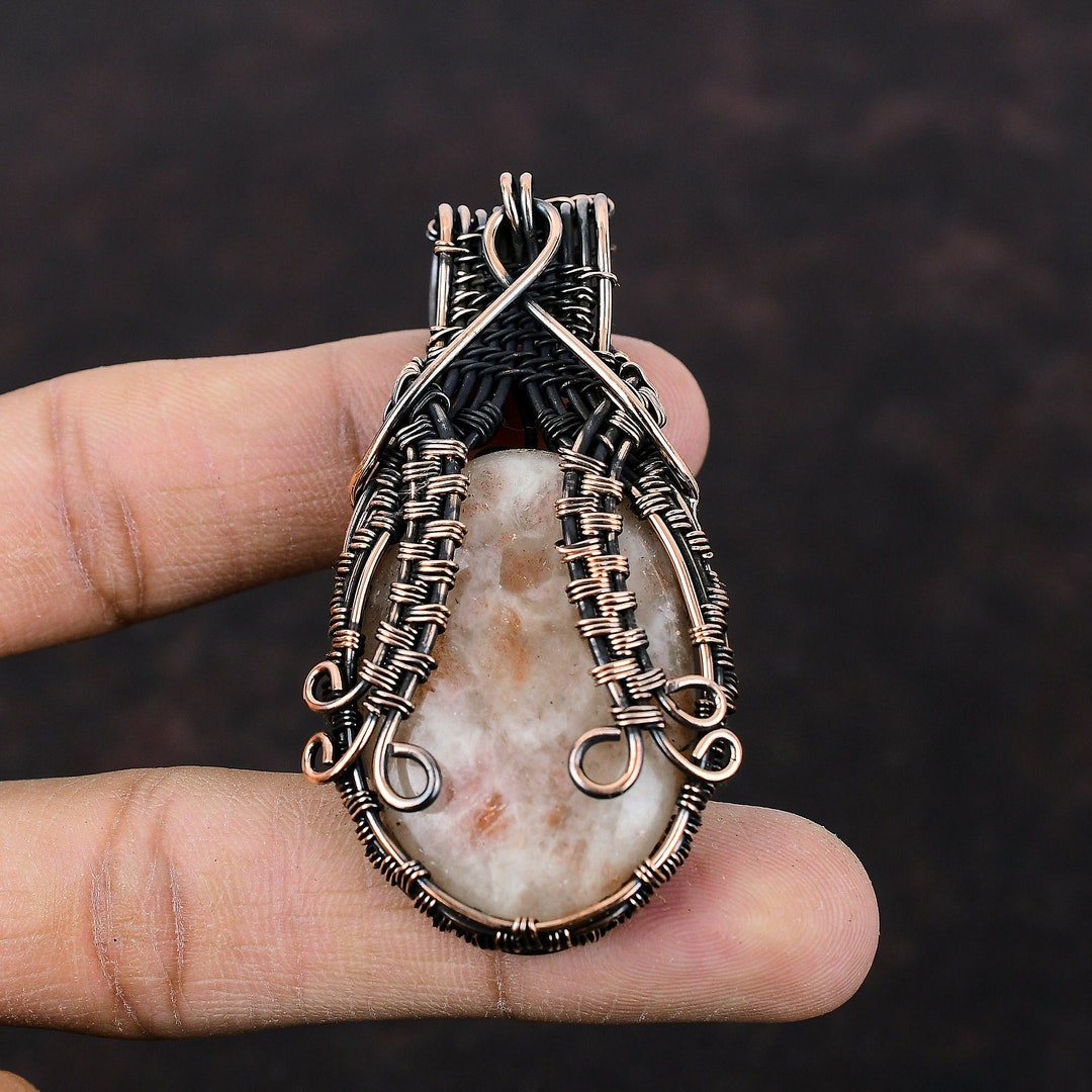 No.73◆天然石ワイヤーラップペンダントトップ♡サンストーン♡ペリドット♡水晶 No.73◇天然石ワイヤーラップペンダントトップ♡サンストーン