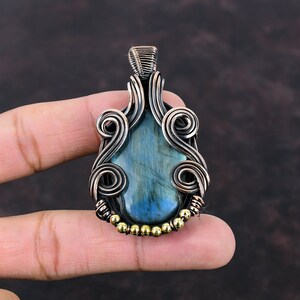 Labradorite Pendant Copper Wire Wrapped Pendant Handmade Pendant Labradorite Gemstone Jewelry Elegant Pendant Copper Jewelry Gift For Women