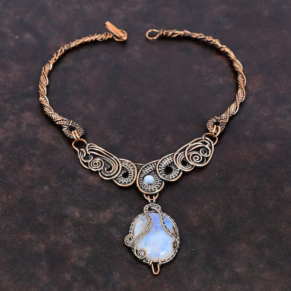 Collier arc-en-ciel avec pierre de lune, fil de cuivre enveloppé, bijoux en pierres précieuses naturelles, collier élégant fait main en fil de cuivre, cadeau pour elle