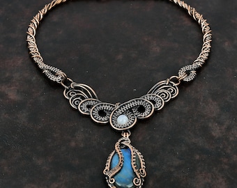 Collar de labradorita envuelto en alambre de cobre, joyería de piedra lunar arcoíris, collar hecho a mano, joyería envuelta en alambre de cobre, regalo para ella