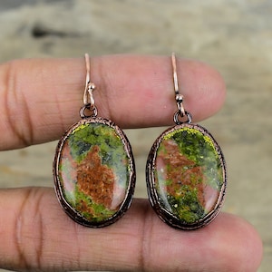 Unakitörhängen Elektroformade kopparörhängen Handgjorda ädelstensörhängen Naturliga unakit smycken Födelsestensörhängen Kopparsmycken För Gåvor