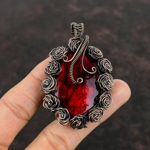 Colgante de labradorita de fuego rojo envuelto en alambre de cobre, colgante hecho a mano, joyería de cobre, colgante de piedra preciosa, joyería envuelta en alambre, regalo para mamá
