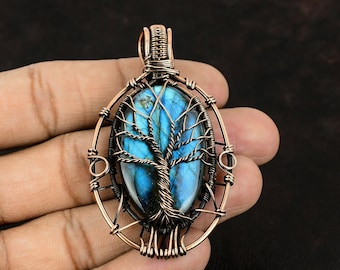 Colgante de cobre con labradorita y árbol de la vida. Colgante de piedra preciosa envuelto en alambre de cobre. Joyería de diseñador de cobre. Regalo para ella. Joyería de alambre de labradorita.