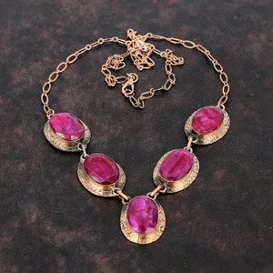 Colar com pedra preciosa de rubi da Caxemira facetada, colar de cobre com corrente ajustável, joia de cobre muito bonita, colar feito à mão, presente para esposa