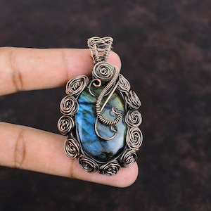 Labradorite Pendant Copper Wire Wrapped Pendant Dainty Gemstone Pendant Handmade Copper Jewelry Gift For Mom Wire Wrap Jewelry Healing Stone