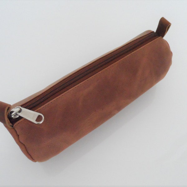 Personalisierbares Leder Stiftemäppchen, Leder Schlampermäppchen, Etui, Faulenzer, Federmäppchen mit Gravur, Geschenk Lehrerin Lehrer