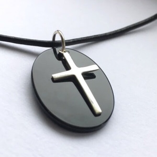 Glücksstein Halskette mit Kreuz auf Achatscheibe