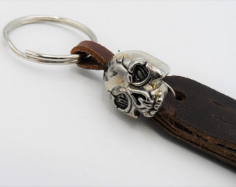 Handmade genuine leather keychain with skull, skull, skull, gift for men, biker keychain