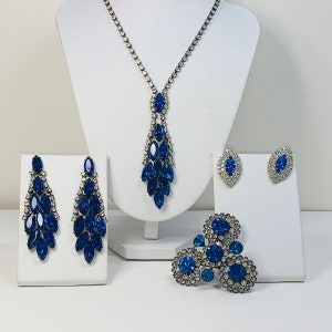 Gorgeous antique silver tone faux sapphire set jewelry