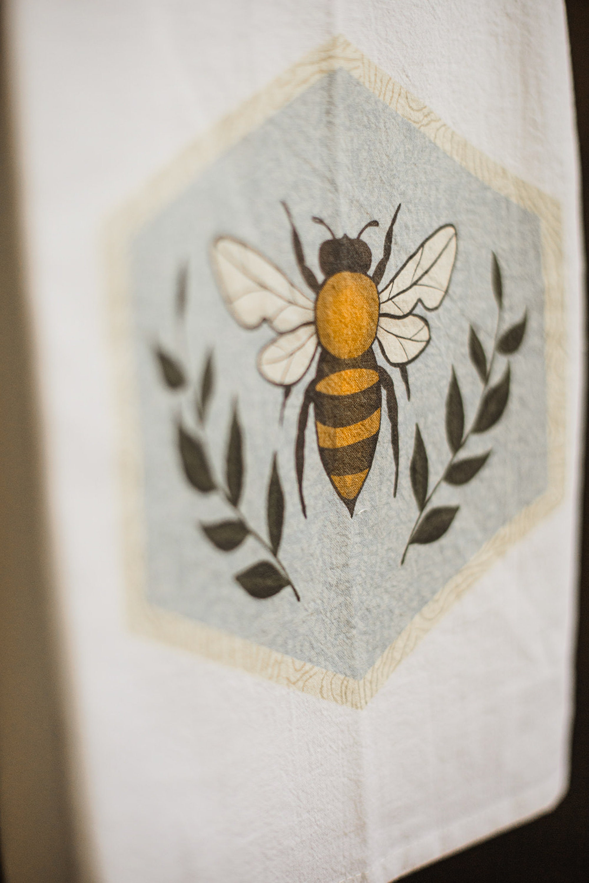 Honey Bee Tea Towel, Kitchen Towel 