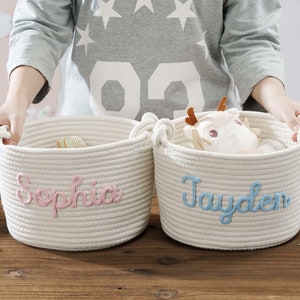 Babypartygeschenk, personalisierter Korb Baby-Geschenk Baumwollseil-Korb, Spielzeugkorb-Name Neugeborenen-Monogramm-Baby-Jungen-Mädchen-Namensgeschenk-Spielzeug-Aufbewahrung