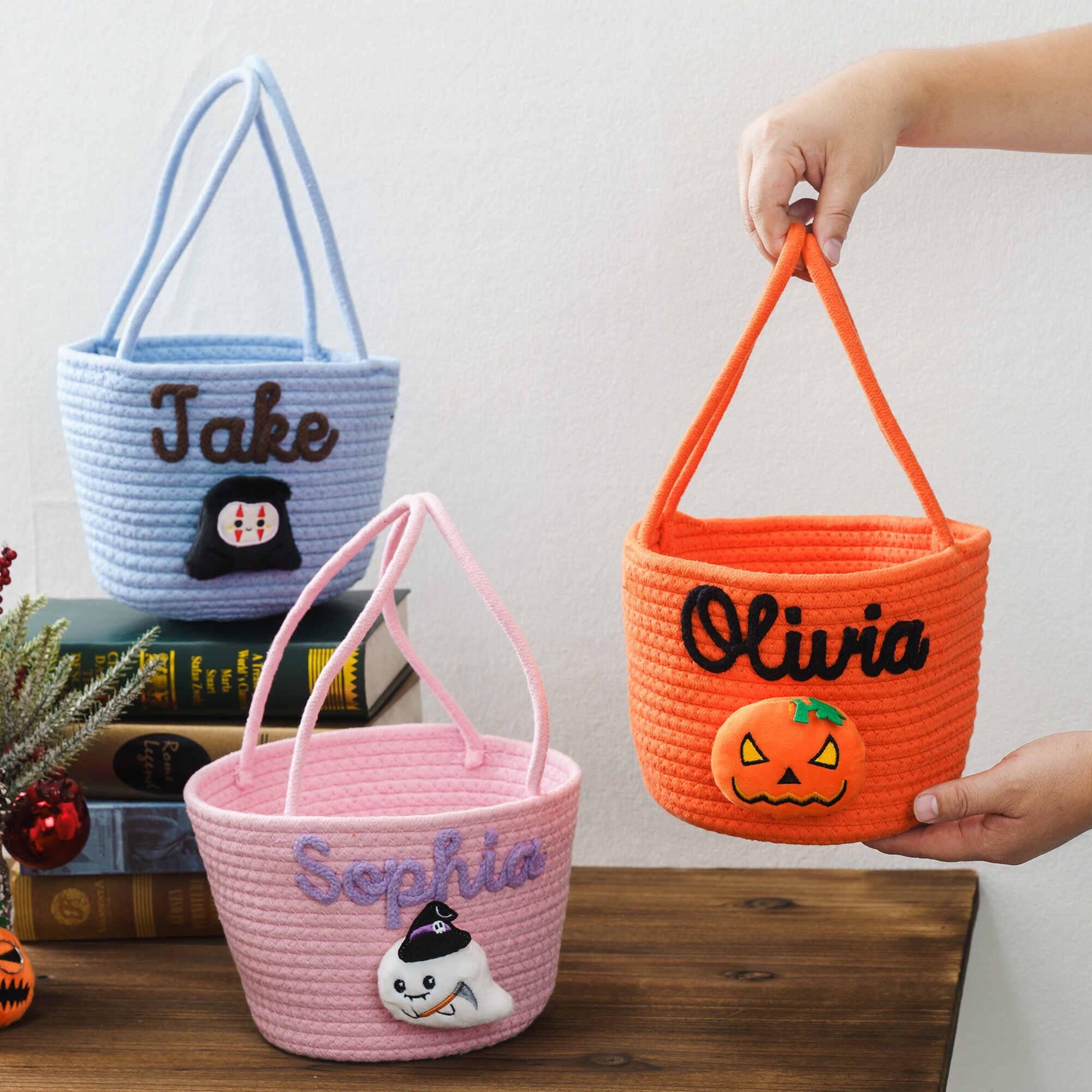 Halloween Basket, Halloween Candy Bag, Name Basket Trick or Treat Basket Custom Ghost  Bucket Candy Gift for kid, Candy bucket Festive Gifts
