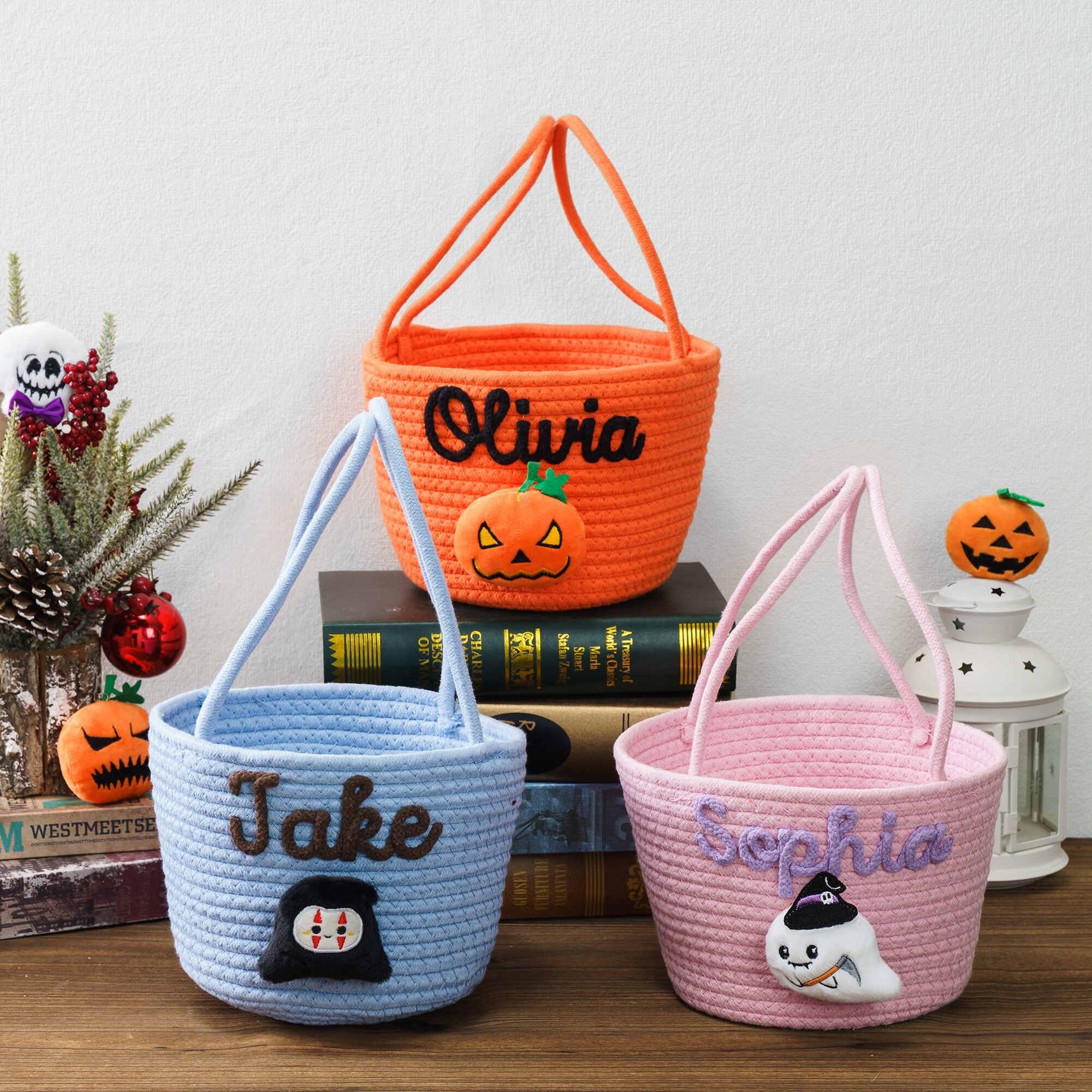 Halloween Basket, Halloween Candy Bag, Name Basket Trick or Treat Basket Custom Ghost  Bucket Candy Gift for kid, Candy bucket Festive Gifts