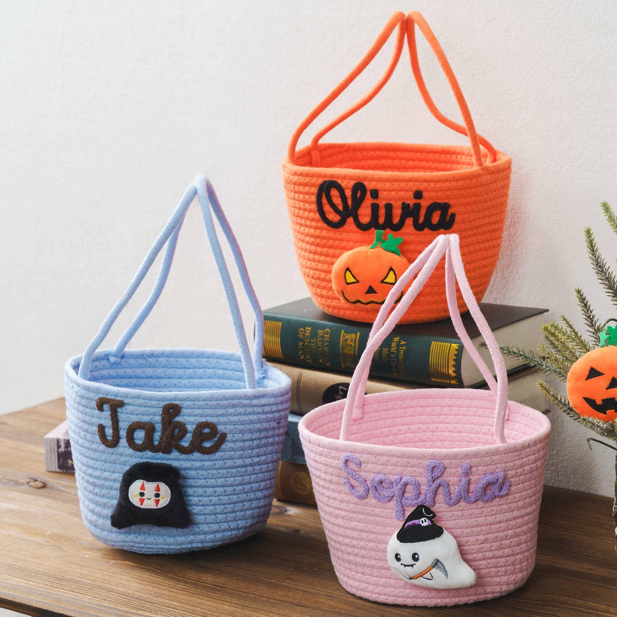 Halloween Basket, Halloween Candy Bag, Name Basket Trick or Treat Basket Custom Ghost  Bucket Candy Gift for kid, Candy bucket Festive Gifts