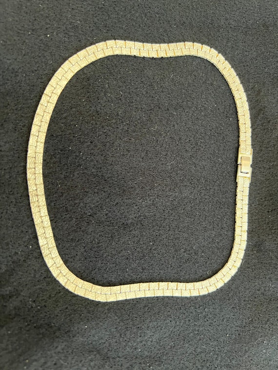 18” Sterling Silver Flat link chain.