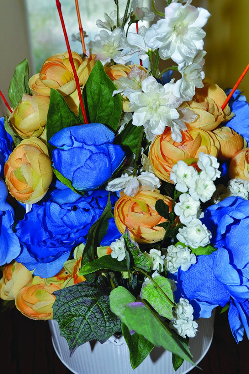 Easter Hydrangea Blue Centerpiece Arrangement Floral Artificial Spring Decoration Blue Orange Artificial Hydrangea Orange Ranunculus Vase image 7