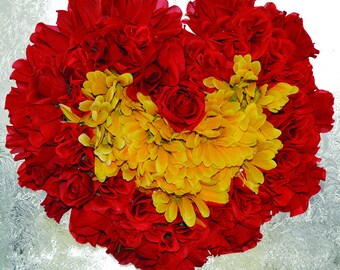 Wreath Front Door Floral Decoration Valentine's gift Modern Red Roses Yellow Artificial Floral Wreath Heart Shape Flowers Narrow Decoration