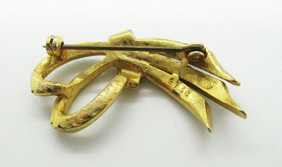 Sixties Vintage Bow-Shaped Sphinx Designer Brooch… - image 4