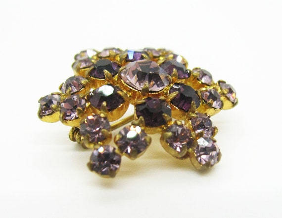 Vivid Sparkling 1940s Vintage Austrian Brooch / P… - image 3