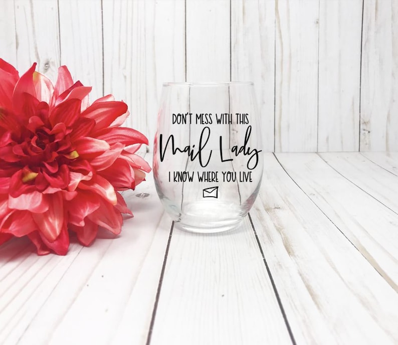 Mail Carrier Gift, Mail Lady Gift, Mail Lady Wine Glass, Funny Mail Lady, Mailman Gift, Post Lady, Gift For Mail Lady, Mail Woman Gift 画像 1