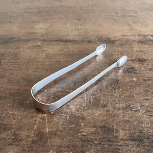Bright Cut Coin Silver Sugar Tongs, Signed DM, Likely American, Late 18th Or Early 19th Century